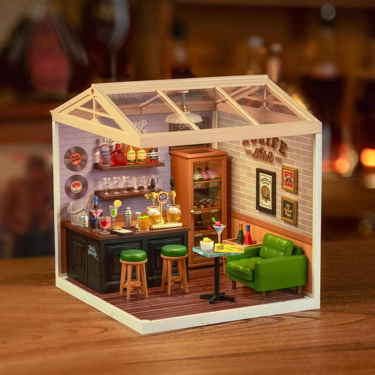 Leisurely Cheers Bar - DIY Miniature House 9916