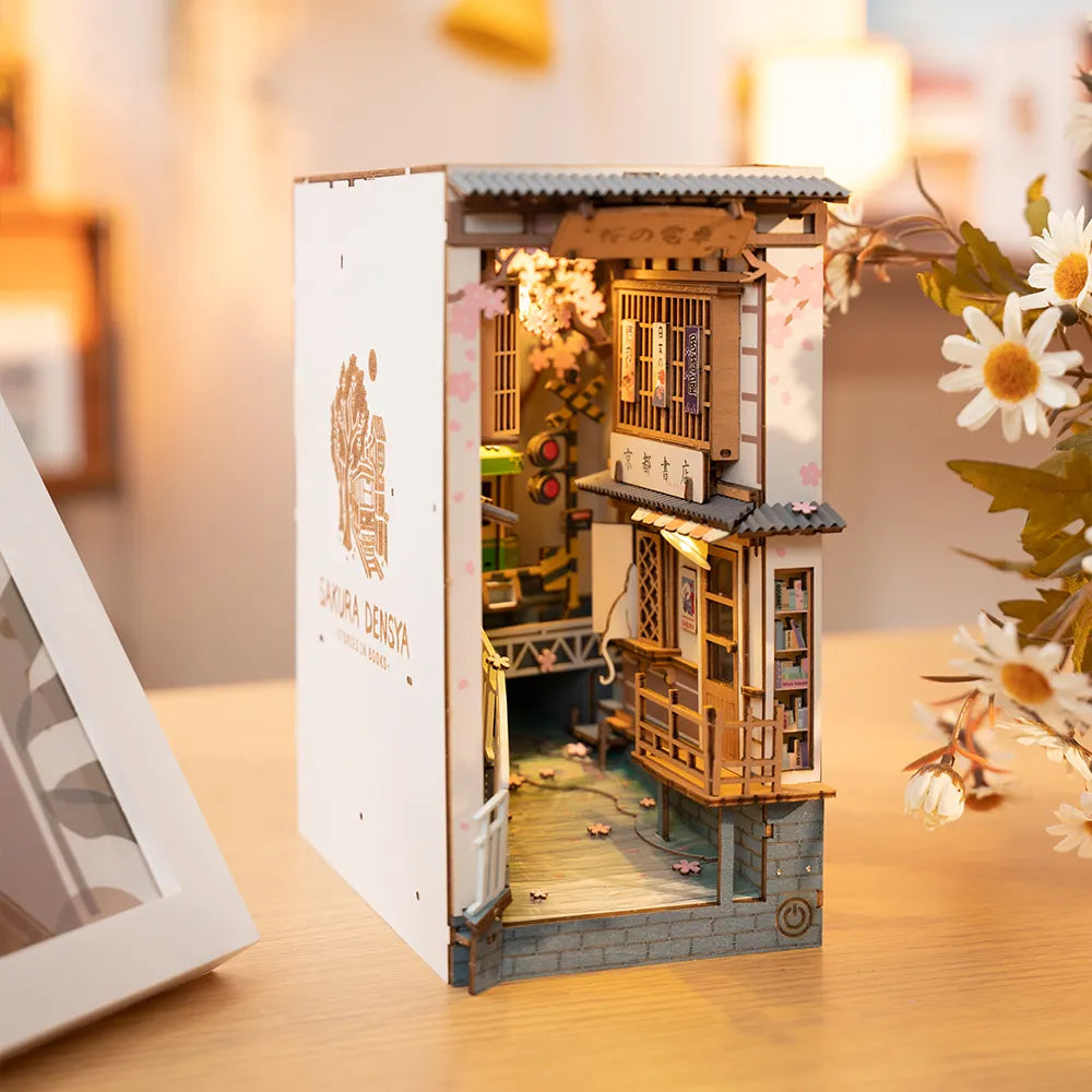 Sakura Densya - Book Nook Shelf Insert 3227