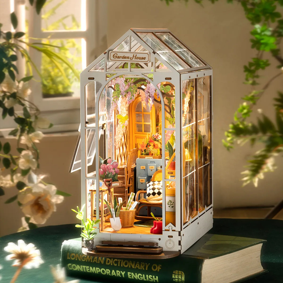 Holiday Garden House - Book Nook Shelf Insert 9145