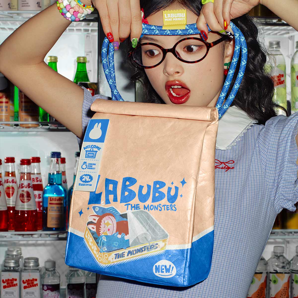 THE MONSTERS Wacky Mart Series Messenger Bag 7103