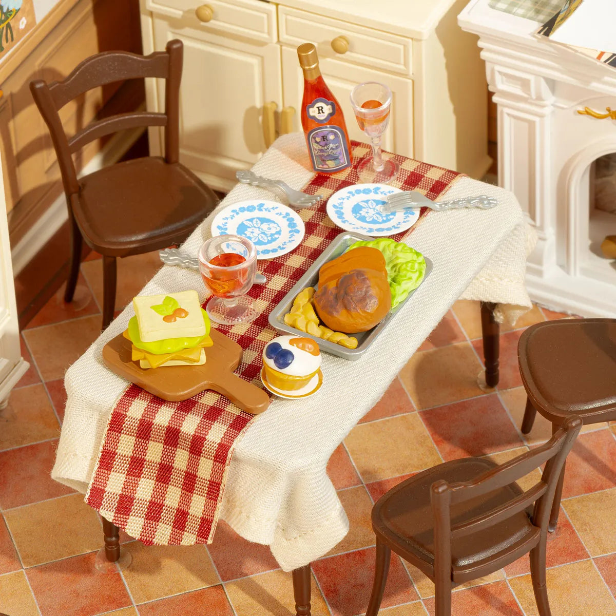 Warm Dining Room - DIY Miniature House 1858